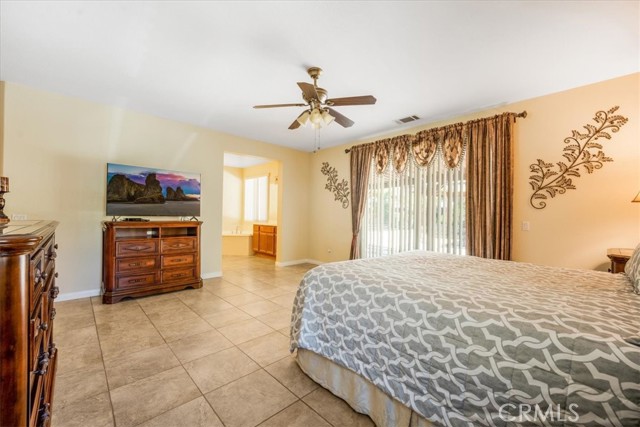 19247 Mountain Shadow Lane, Perris CA: https://media.crmls.org/medias/9f466b96-1f77-48cb-b7fc-8de19030e225.jpg