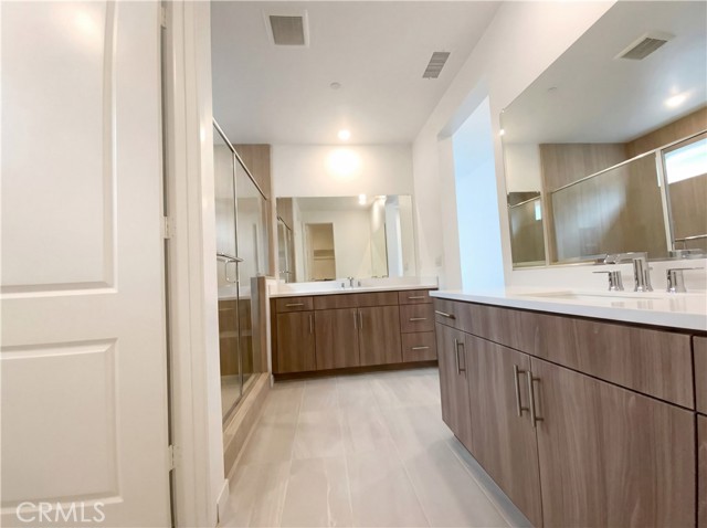 Image 21 of 27 For 103 Mustang  