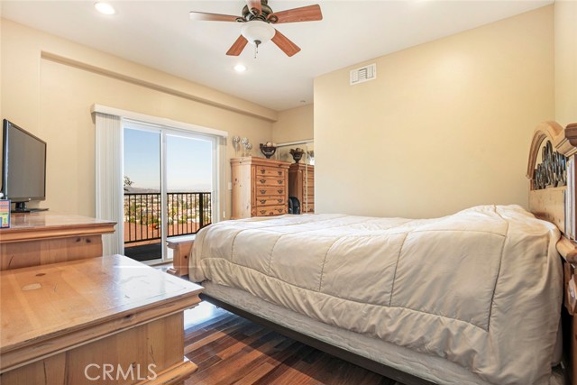 Detail Gallery Image 37 of 51 For 1301 Corona Dr, Glendale,  CA 91205 - 3 Beds | 5 Baths