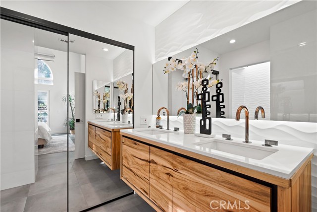 Detail Gallery Image 16 of 35 For 2364 Duane St #7,  Silver Lake Los Angeles,  CA 90039 - 2 Beds | 2/1 Baths