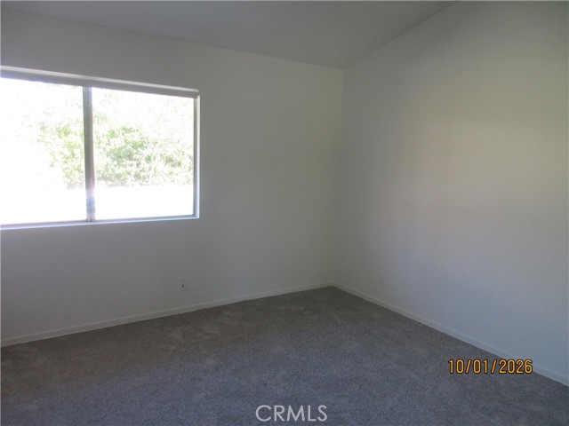24300 Hatteras Street photo 16