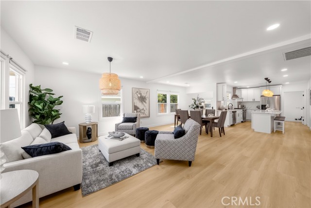 Detail Gallery Image 19 of 37 For 211 N Resh, Anaheim,  CA 92805 - 3 Beds | 3 Baths