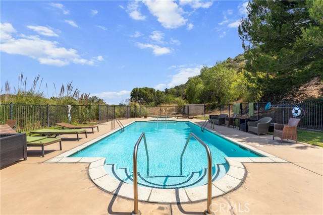 Image 28 of 34 For 2729 Hollyview Court