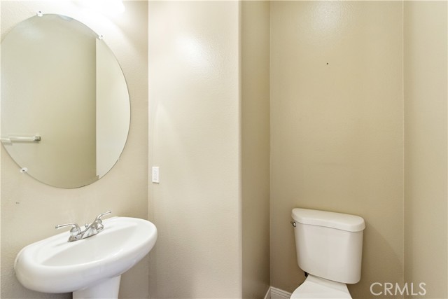 Detail Gallery Image 8 of 27 For 181 Rhapsody, Irvine,  CA 92620 - 3 Beds | 2/1 Baths