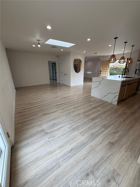 22539 Dolorosa Street, Woodland Hills CA: https://media.crmls.org/medias/9f4aae87-c2cb-4240-9fda-481583d89f10.jpg