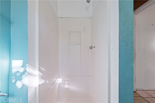 Detail Gallery Image 12 of 21 For 8544 Noble Ave, North Hills,  CA 91343 - 3 Beds | 2 Baths