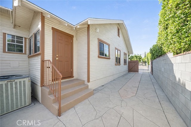 Detail Gallery Image 24 of 30 For 3328 Milton St, Pasadena,  CA 91107 - 3 Beds | 2 Baths