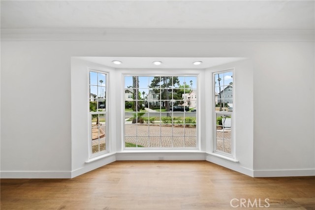 4431 Victoria Park Place, Los Angeles CA: https://media.crmls.org/medias/9f4ce793-71c1-42d8-a422-d6de37a974bb.jpg