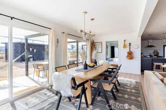 4044 Polaris Avenue, Joshua Tree CA: https://media.crmls.org/medias/9f4cf36f-6dbe-4cbf-89a4-60ab1f21abd0.jpg