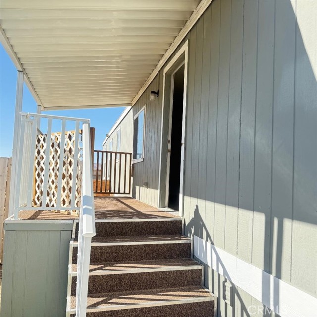 3348 Fremont Avenue, Mojave CA: https://media.crmls.org/medias/9f4d6b46-832b-462a-a0dc-810fc78b3e18.jpg