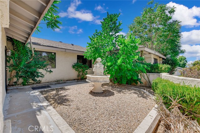 Detail Gallery Image 3 of 39 For 35823 Avenue Avenue, Yucaipa,  CA 92399 - 5 Beds | 3 Baths