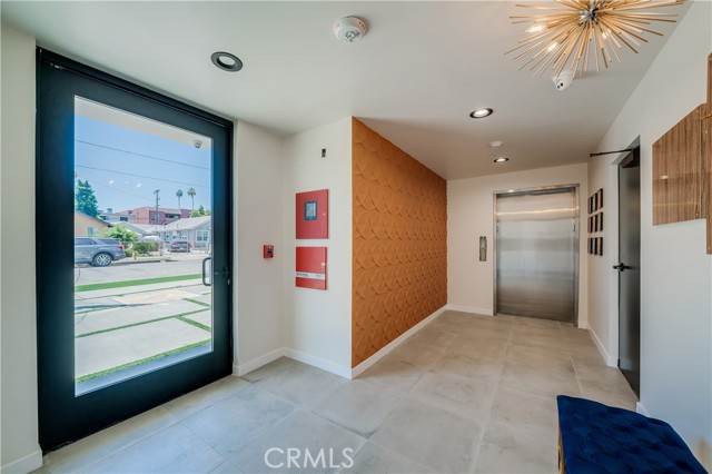 7018 Alabama Avenue, Canoga Park CA: https://media.crmls.org/medias/9f4d92b9-82f3-4951-9098-78bc5441366c.jpg