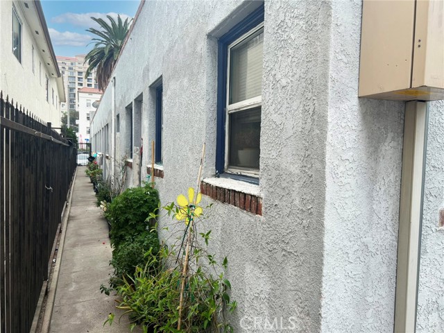 Detail Gallery Image 12 of 12 For 833 E 1st St, Long Beach,  CA 90802 - – Beds | – Baths