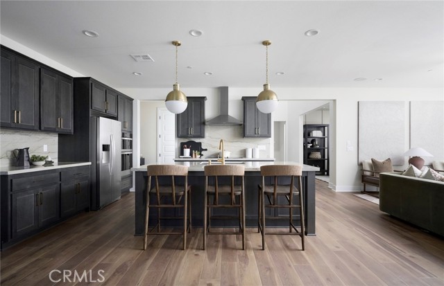 Front Image Thumbnail for CRIV26171944