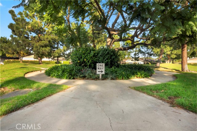 Detail Gallery Image 37 of 39 For 1101 Cabrillo Park Dr, Santa Ana,  CA 92701 - 2 Beds | 2 Baths