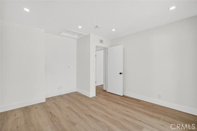 Detail Gallery Image 16 of 38 For 2257 Glastonbury, Westlake Village,  CA 91361 - 4 Beds | 2 Baths