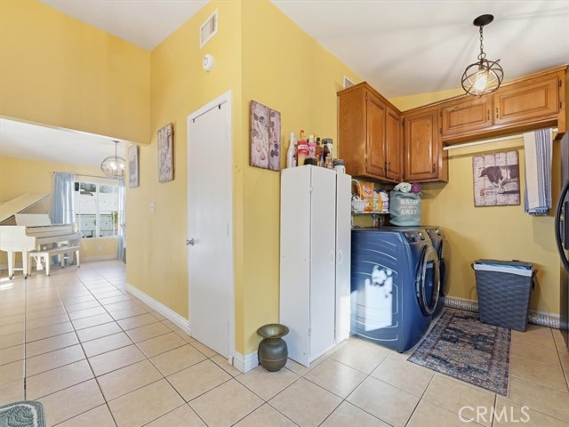 6465 Archer, Jurupa Valley CA: https://media.crmls.org/medias/9f4f9fc2-5e31-4960-9887-3738b1d79a55.jpg