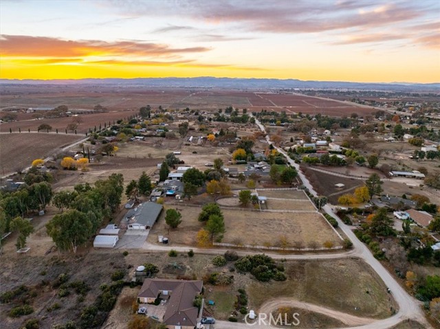 Detail Gallery Image 2 of 59 For 6935 Chardonnay Rd, Paso Robles,  CA 93446 - 4 Beds | 3 Baths