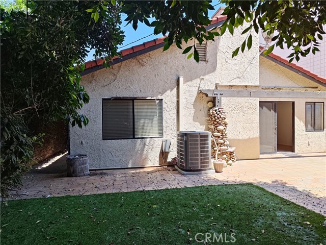 2682 34th Street, Santa Monica CA: https://media.crmls.org/medias/9f500342-2c67-4b09-ae07-3d6c0da55855.jpg