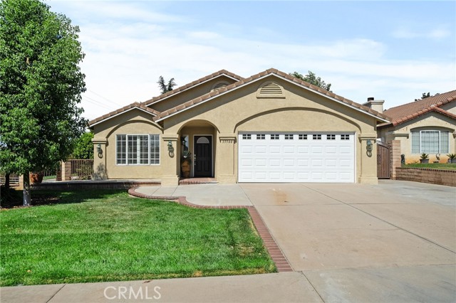 Detail Gallery Image 1 of 37 For 35508 Penrose Ln, Yucaipa,  CA 92399 - 3 Beds | 2 Baths