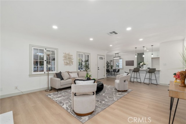 Detail Gallery Image 4 of 46 For 3335 N Mayfield, San Bernardino,  CA 92405 - 3 Beds | 2 Baths