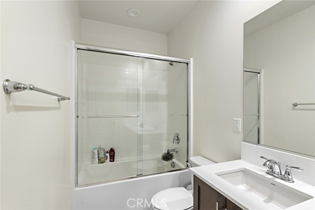 Detail Gallery Image 25 of 38 For 2432 Sanabria Ln, Brea,  CA 92821 - 3 Beds | 2/1 Baths