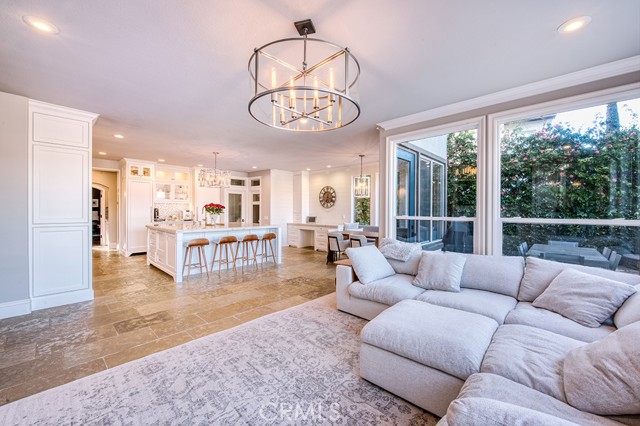 Detail Gallery Image 9 of 52 For 16 Golden Poppy, Coto de Caza,  CA 92679 - 5 Beds | 5/1 Baths