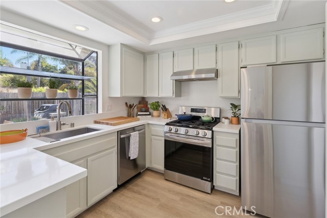 Detail Gallery Image 10 of 27 For 2868 Brandeis, Oceanside,  CA 92056 - 3 Beds | 2 Baths