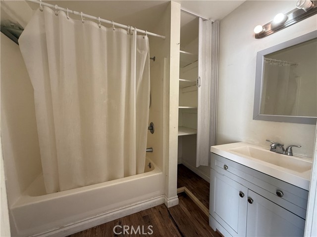 Detail Gallery Image 15 of 19 For 2586 Lake View, Los Angeles,  CA 90039 - 4 Beds | 2 Baths