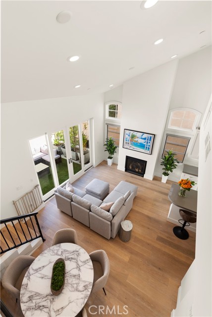 Detail Gallery Image 18 of 31 For 606 1/2 Marigold Ave, Corona Del Mar,  CA 92625 - 2 Beds | 2/1 Baths