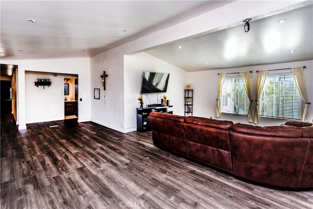 MLS #PW25158408 image #3