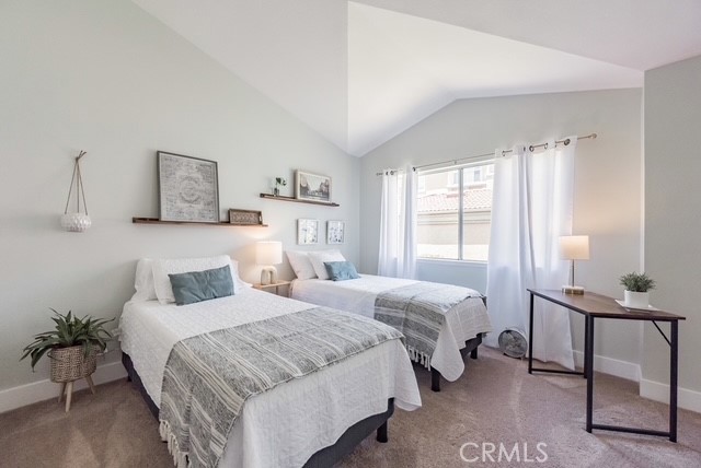https://media.crmls.org/medias/9f531d92-c43d-4e30-addf-644bb68622b6.jpg?preset=X-Large