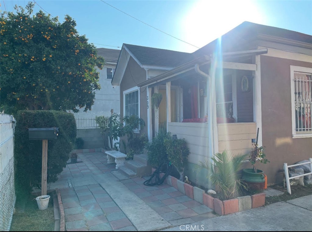 309 N Willowbrook Avenue