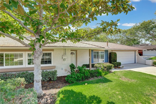 5111 Alder, Irvine CA: https://media.crmls.org/medias/9f53db3c-48fe-4711-bd16-adbe3c41e13c.jpg