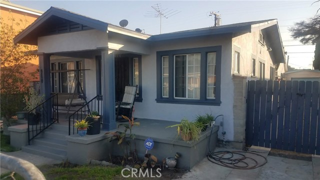 904 E 52nd Pl, Los Angeles, CA 90011