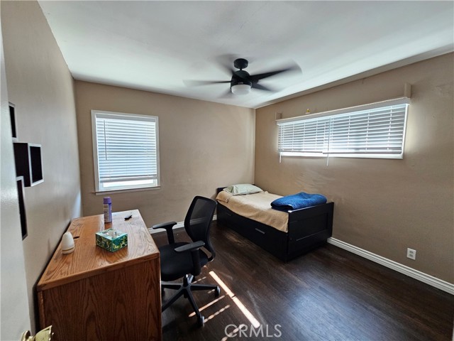 5573 Bonnie Brae Street, Montclair CA: https://media.crmls.org/medias/9f55a1ec-8fca-4183-90ad-ad9a1cf633a9.jpg
