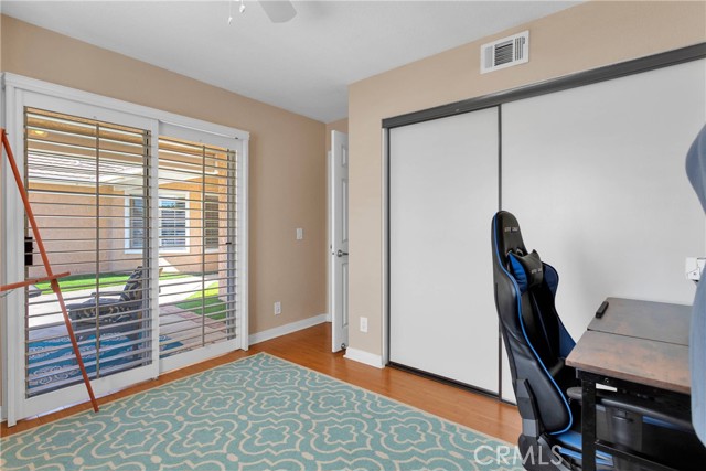 13950 High Falls Trail, Apple Valley CA: https://media.crmls.org/medias/9f5694df-577e-44bd-b311-e494dd1768a2.jpg