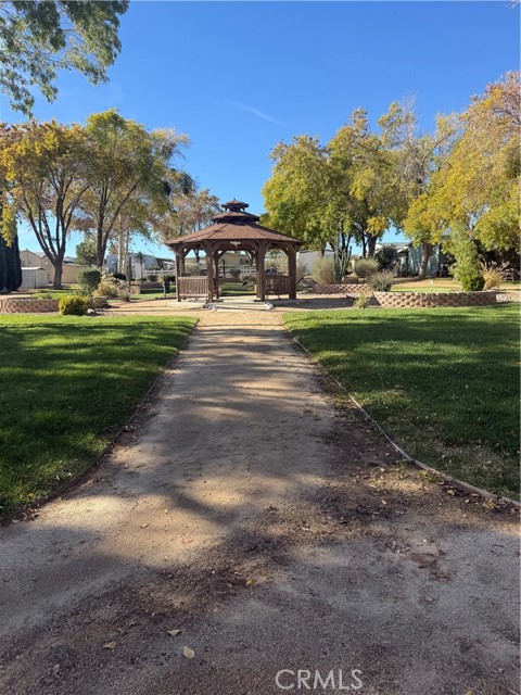 Detail Gallery Image 31 of 32 For 13393 Mariposa Rd, #97, Victorville,  CA 92395 - 3 Beds | 2 Baths