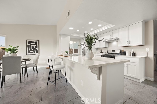 Detail Gallery Image 10 of 32 For 423 Montezuma St, Ontario,  CA 91762 - 3 Beds | 2 Baths