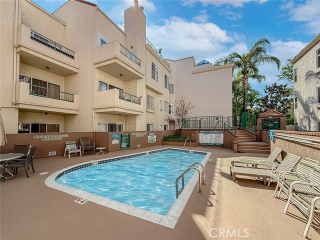 Detail Gallery Image 43 of 50 For 5420 Sylmar Ave #118,  Sherman Oaks,  CA 91401 - 2 Beds | 2 Baths