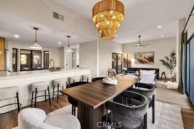 Image 1 for 32 Acapulco