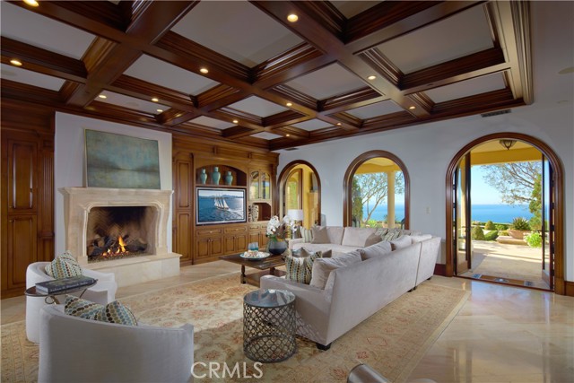 Detail Gallery Image 12 of 62 For 9 Clear Water, Newport Coast,  CA 92657 - 7 Beds | 8/3 Baths