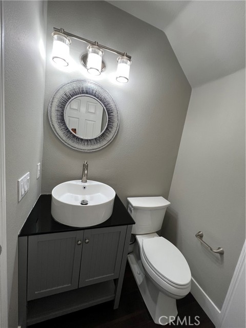 2 Nantucket Lane, Aliso Viejo CA: https://media.crmls.org/medias/9f595261-ad8b-4fdc-aa0f-18e259a4a0dd.jpg
