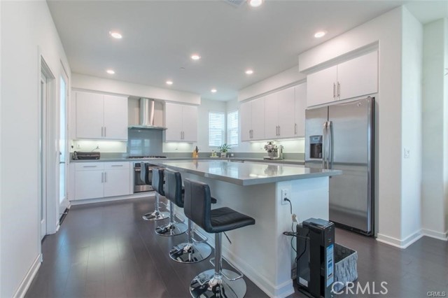 Front Image Thumbnail for CROC26055414