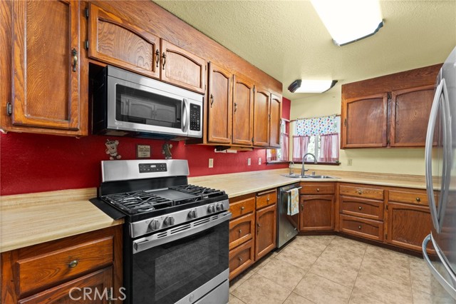 Detail Gallery Image 11 of 41 For 29613 Archibek Dr, Nuevo,  CA 92567 - 3 Beds | 2/1 Baths