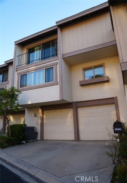 28125 Ridgepoint CT
