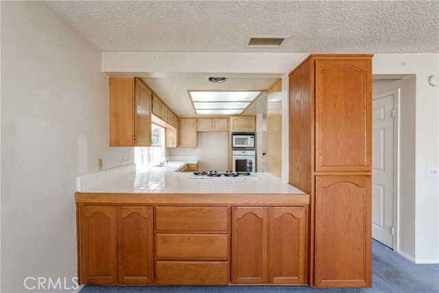 Detail Gallery Image 16 of 40 For 1005 Park Circle Dr, Torrance,  CA 90502 - 3 Beds | 2/1 Baths