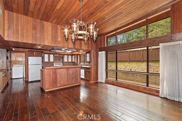 29240 Palos Verdes Drive East, Rancho Palos Verdes CA: https://media.crmls.org/medias/9f5a60a3-33c1-4354-9905-25d2386110ea.jpg