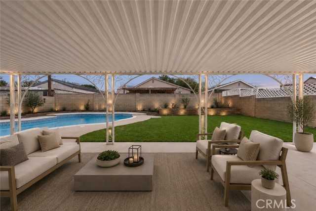 1020 Whitcomb photo 22