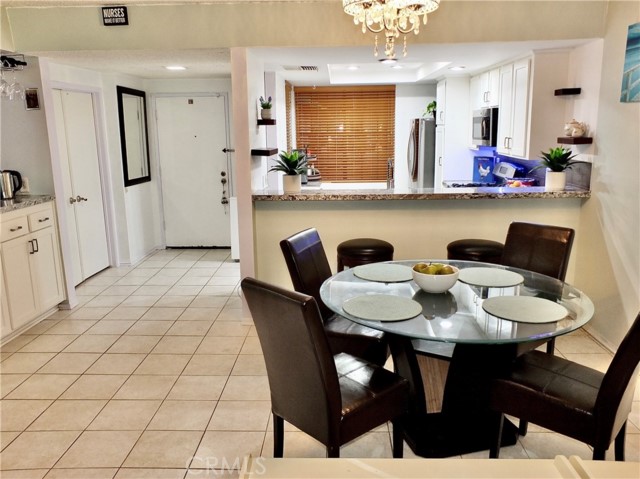 Detail Gallery Image 8 of 47 For 1655 Clark #124,  Long Beach,  CA 90815 - 2 Beds | 2 Baths